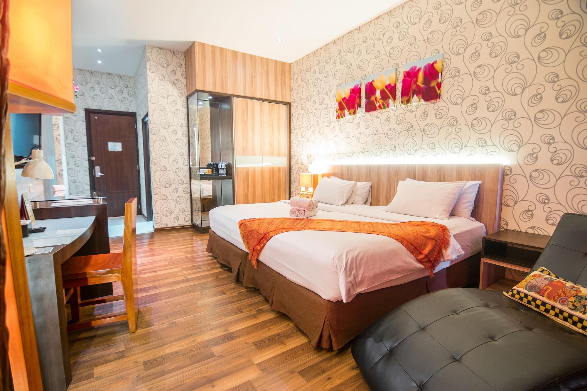 Oxville Hotel Padang  Ngoại thất bức ảnh