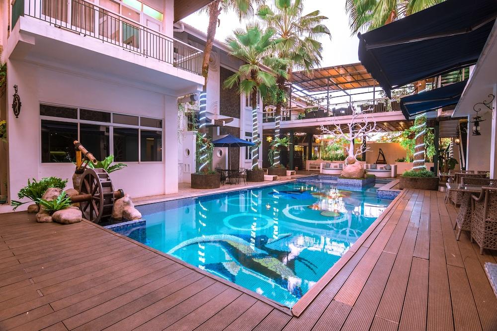 Oxville Hotel Padang  Ngoại thất bức ảnh