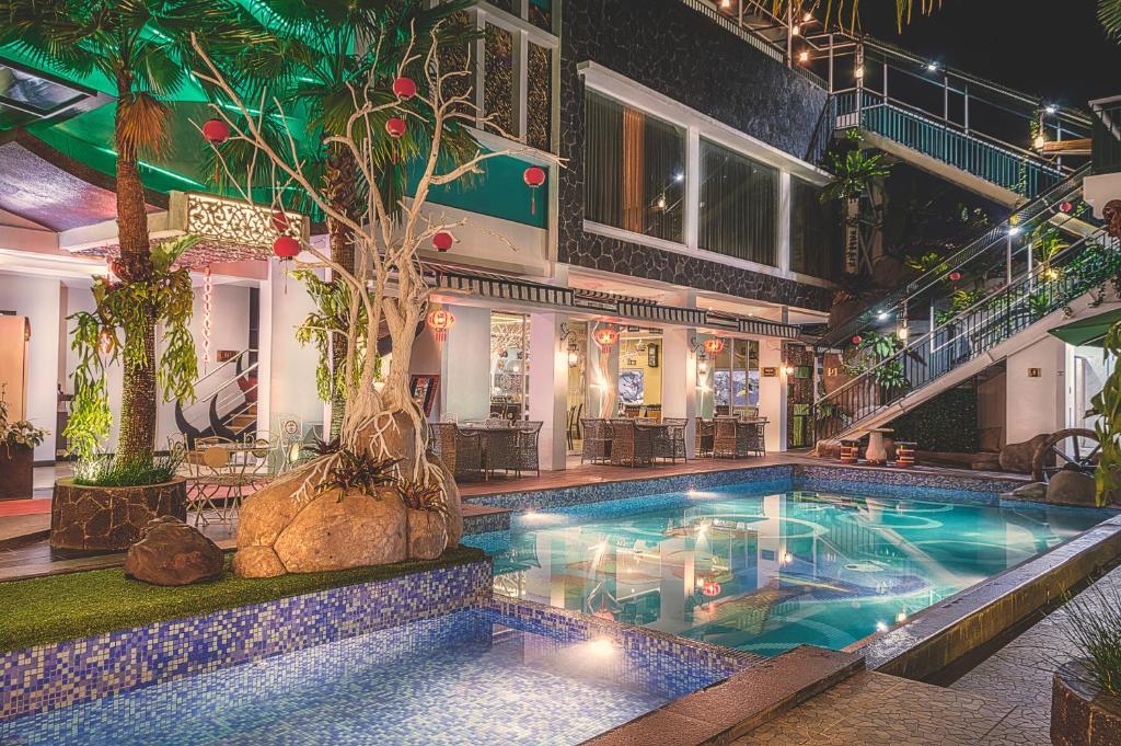 Oxville Hotel Padang  Ngoại thất bức ảnh