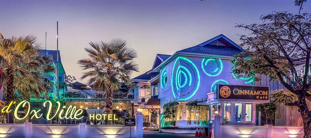 Oxville Hotel Padang  Ngoại thất bức ảnh
