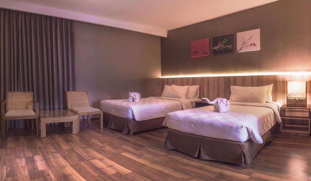 Oxville Hotel Padang  Phòng bức ảnh